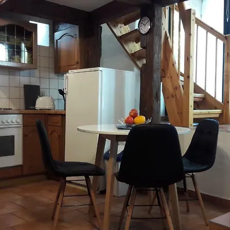 Apartment Urige Im Hafen Stralsunds